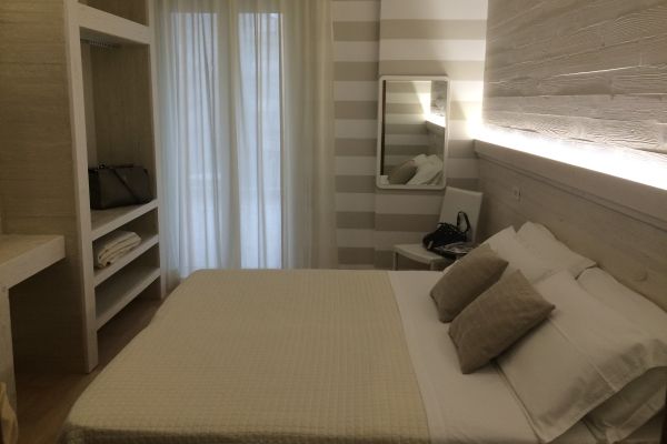 Mona Lisa Hotel (Cattolica)